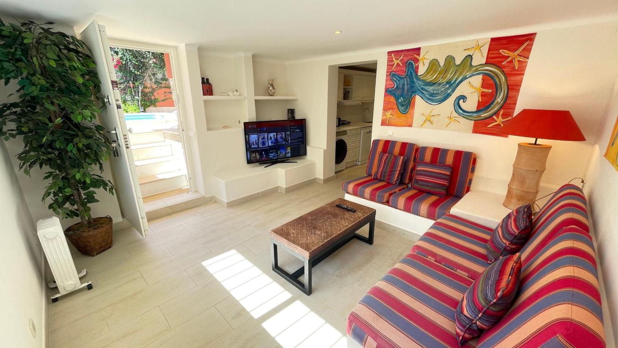 Studio With Private Swimming Pool And Garden كاسكايس المظهر الخارجي الصورة